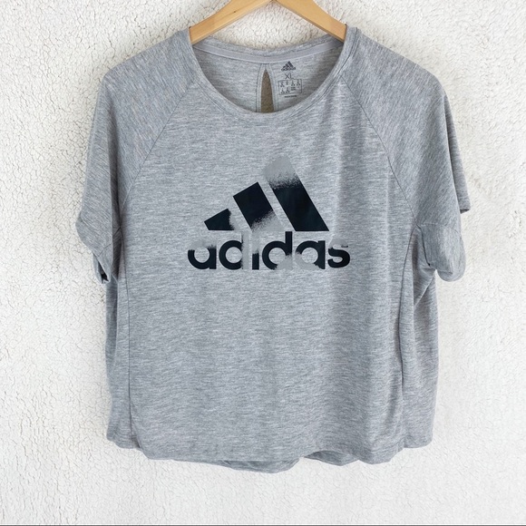 adidas Tops - NWOT Adidas Gray Crop Top Keyhole Back Size: XL